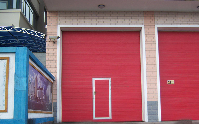 山西省武警後勤基地安（ān）裝山西超躍車庫門