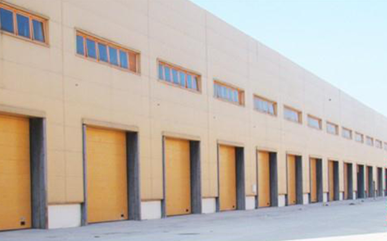 長治縣（xiàn）王總選用（yòng）山西超躍工業門和工（gōng）業滑升門