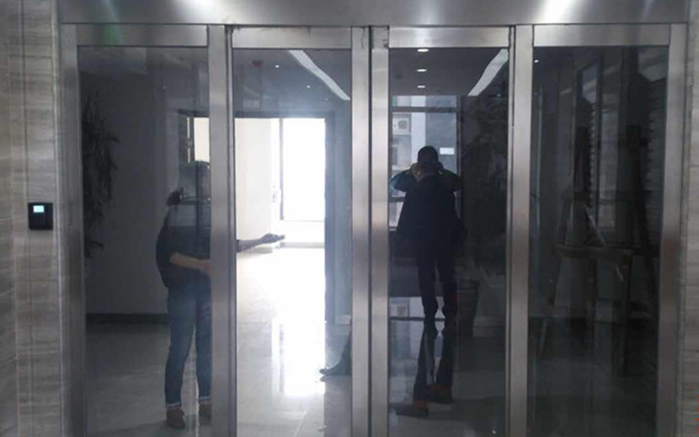 環能科技有限公司選定山西（xī）超躍安（ān）防玻璃（lí）感應門