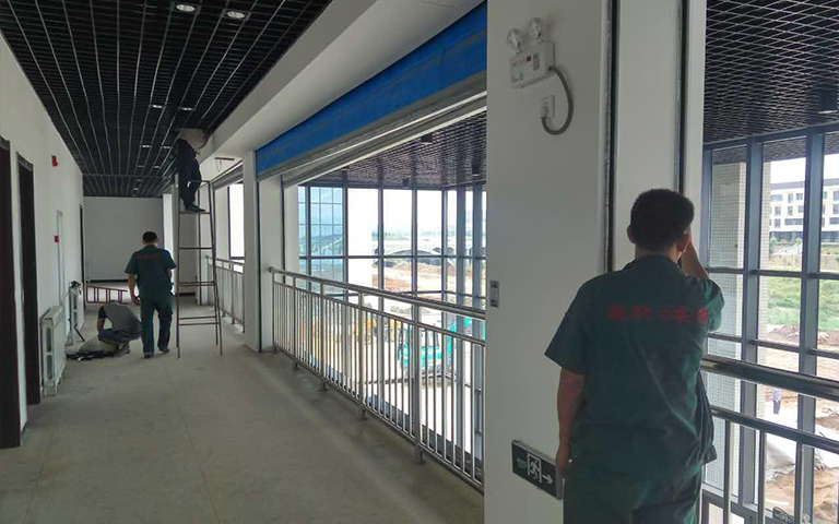 8月25日師範學院防（fáng）火卷簾調試（shì）作業動態圖（tú）