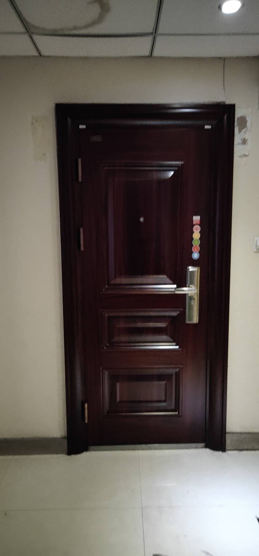 2019年5月（yuè）22日（rì）平（píng）陽景苑恒實集團辦公室防盜門案例